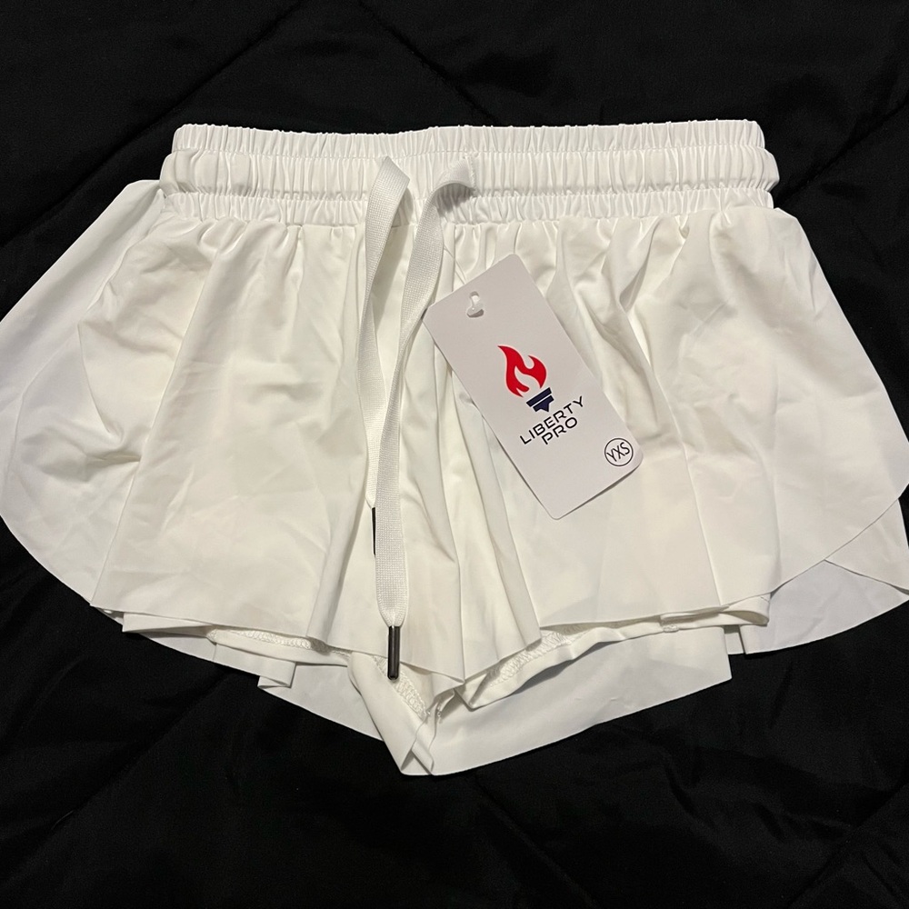 Liberty Women's Classic White Skorts